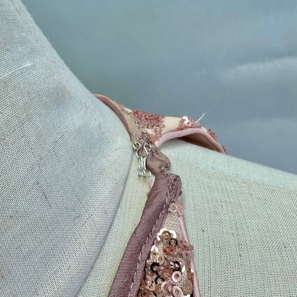 Vintage Cache Rose Gold Sequin Halter Gown Sz 6 Geometric Maxi Formal Dress Y2K - Picture 11 of 16